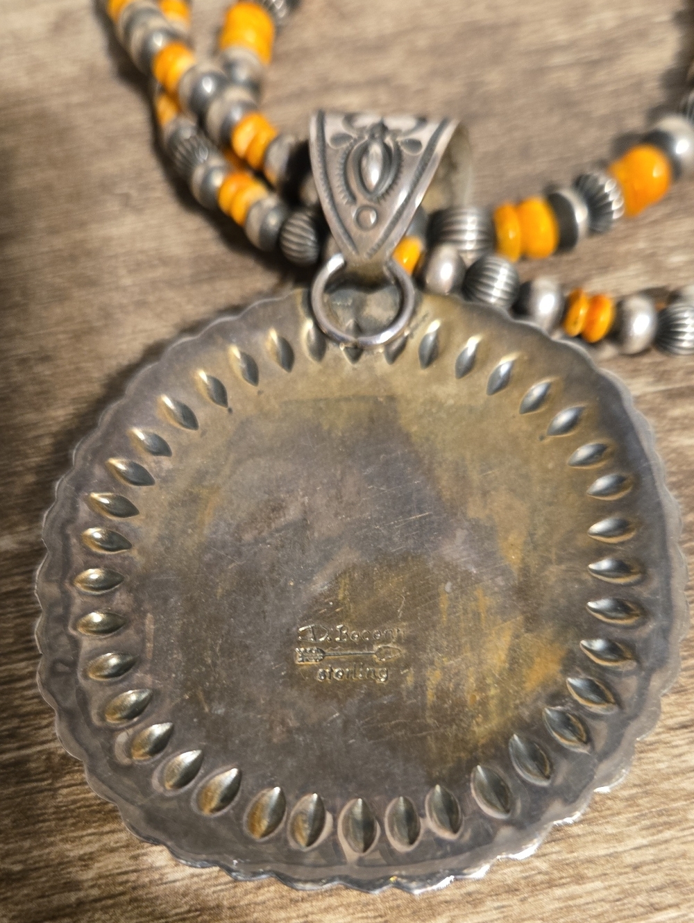 Authentic D. Becenti Navajo Multi-Strand Spiny Oyster & Navajo Pearl Medallion - Picture 6 of 8